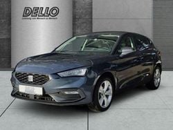 Grau Gebraucht 2023 Seat Leon FR Limousine | 23.890 € (Guter Preis)