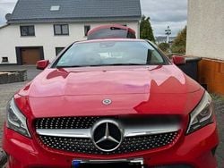 Rot Gebraucht 2018 Mercedes CLA220 Shooting Brake Kombi | 18.000 € (Fairer Preis)