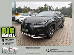 Graphitschwarz metallic Gebraucht 2019 Lexus NX300h E-FOUR F-Sport SUV | 28.990 € (Superpreis)