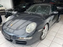 Atlasgrau metallic Gebraucht 2005 Porsche 911 Carrera S Coupé | 49.999 € (Fairer Preis)