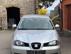 Silber Gebraucht 2003 Seat Ibiza Limousine | 1.499 € (Fairer Preis)