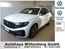 Weiß Gebraucht 2024 VW Touareg R-line SUV | 77.749 € (Etwas zu teuer)