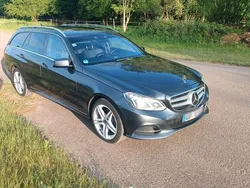 Blau Gebraucht 2013 Mercedes E350 Kombi | 18.100 €