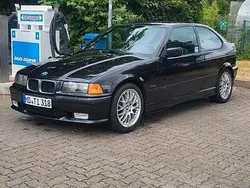 Schwarz Gebraucht 1995 BMW 318 Compact M Sport Kleinwagen | 5.000 €