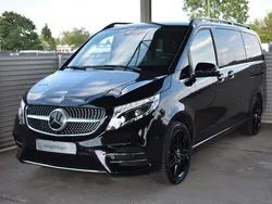 Schwarz Gebraucht 2019 Mercedes V300 AMG line Van / Kleinbus | 63.999 €