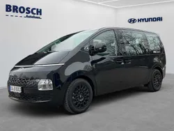 Abyss black Gebraucht 2024 Hyundai Staria Van | 47.990 € (Superpreis)