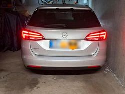 Silber Gebraucht 2020 Opel Astra Business Elegance Kombi | 13.100 € (Fairer Preis)