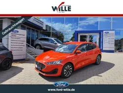 Rot Gebraucht 2024 Ford Focus Titanium Limousine | 23.950 € (Guter Preis)