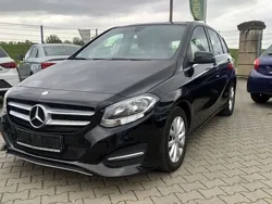 Schwarz Gebraucht 2015 Mercedes B180 Van / Kleinbus | 9.990 € (Fairer Preis)
