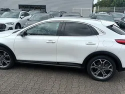 Weiß Gebraucht 2022 Kia XCeed Vision SUV | 23.990 € (Fairer Preis)
