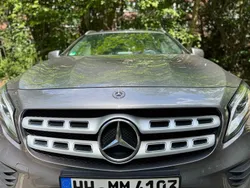 Grau Gebraucht 2020 Mercedes GLA200 SUV | 22.999 € (Guter Preis)