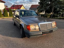 Braun Gebraucht 1987 Mercedes 200 Kombi | 4.500 €