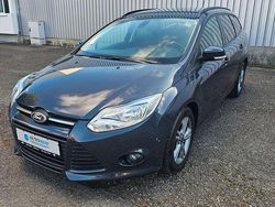 Grau Gebraucht 2014 Ford Focus SYNC Edition Kombi | 10.990 € (Teuer)