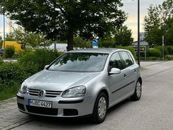 Silber Gebraucht 2004 VW Golf IV Kleinwagen | 3.100 € (Teuer)