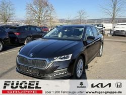 Schwarzmagic perleffekt Gebraucht 2022 Skoda Octavia Style Kombi | 23.999 € (Guter Preis)