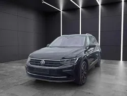 Deep black perleffekt Gebraucht 2023 VW Tiguan Move SUV | 26.900 € (Fairer Preis)