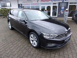 Schwarzmetallic Gebraucht 2022 VW Passat Kombi | 25.900 € (Fairer Preis)