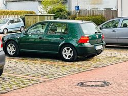 Grün Gebraucht 2000 VW Golf IV Kleinwagen | 1.800 € (Fairer Preis)