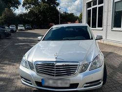Silber Gebraucht 2012 Mercedes E250 Limousine | 11.500 € (Guter Preis)