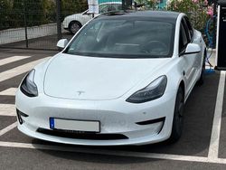 Weiß Gebraucht 2022 Tesla Model 3 RWD Limousine | 26.000 € (Fairer Preis)