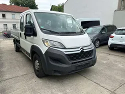 Weiß Gebraucht 2018 Citroën Jumper Van / Kleinbus | 10.900 € (Superpreis)