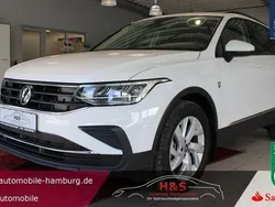 Pure white Gebraucht 2022 VW Tiguan Life SUV | 27.800 € (Guter Preis)