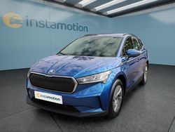 Blau Gebraucht 2023 Skoda Enyaq iV Loft SUV | 23.949 € (Fairer Preis)