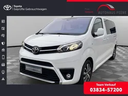 Ice white Gebraucht 2024 Toyota Proace Verso Team Kombi | 39.990 € (Fairer Preis)