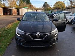 Schwarz Gebraucht 2017 Renault Mégane GrandTour Kombi | 12.499 €