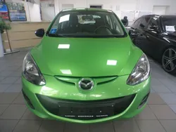 Grün Gebraucht 2014 Mazda 2 Limousine | 5.999 € (Fairer Preis)