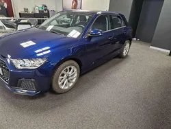 Blau Gebraucht 2024 Audi A1 Sportback Advanced Plus Kleinwagen | 19.900 € (Superpreis)