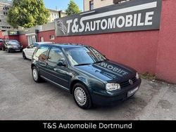 Grün Gebraucht 2002 VW Golf IV Limousine | 2.499 € (Fairer Preis)