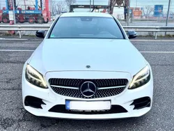 Weiß Gebraucht 2019 Mercedes C220 AMG line Limousine | 31.000 € (Etwas zu teuer)