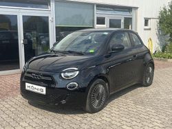 Schwarz Gebraucht 2022 Fiat 500e Kleinwagen | 17.750 € (Fairer Preis)