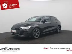 Mythosschwarz metallic Gebraucht 2025 Audi A3 Sportback e-tron S-Line Limousine | 52.980 €