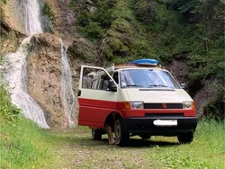 Rot Gebraucht 1992 VW T4 Van | 32.000 €