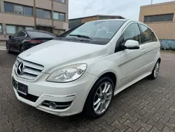 Weiß Gebraucht 2009 Mercedes B150 Van / Kleinbus | 4.499 € (Fairer Preis)