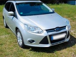 Silber Gebraucht 2011 Ford Focus Trend Kombi | 3.900 € (Fairer Preis)