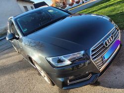 Grau Gebraucht 2016 Audi A4 S-Line Kombi | 22.000 €