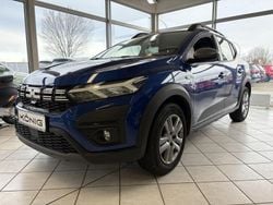 Blau Gebraucht 2023 Dacia Sandero Expression Kleinwagen | 15.680 € (Guter Preis)
