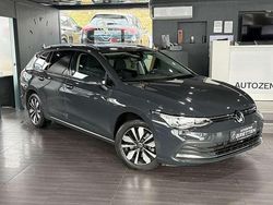 Grau Gebraucht 2024 VW Golf VIII Move Kombi | 23.790 € (Guter Preis)