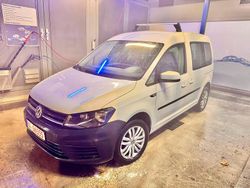 Weiß Gebraucht 2020 VW Caddy Highline Van / Kleinbus | 13.000 € (Fairer Preis)