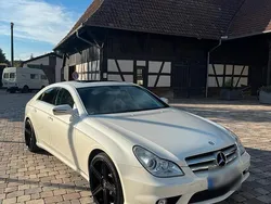 Weiß Gebraucht 2008 Mercedes CLS500 AMG Coupé | 18.999 €