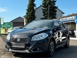 Schwarz Gebraucht 2015 Suzuki SX4 SUV | 10.450 € (Etwas zu teuer)