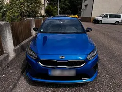 Blau Gebraucht 2025 Kia ProCeed Kleinwagen | 12.000 €
