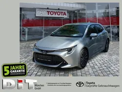 Precious silver Gebraucht 2023 Toyota Corolla Team Limousine | 21.990 € (Guter Preis)