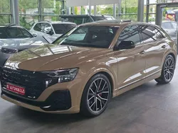 Gold Gebraucht 2024 Audi Q8 Sport SUV | 91.991 € (Guter Preis)