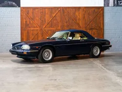 Blau Gebraucht 1988 Jaguar XJS Cabrio | 33.900 €