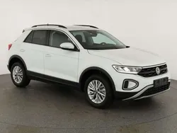 Pure white Neu 2025 VW T-Roc Life SUV | 30.395 €
