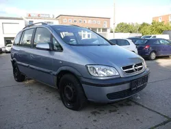 Grau Gebraucht 2003 Opel Zafira Van / Kleinbus | 999 € (Superpreis)